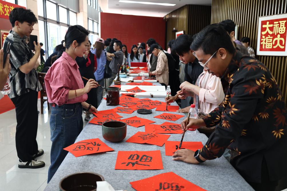 df0fdef06cb04ecd36cb296af2df6a5