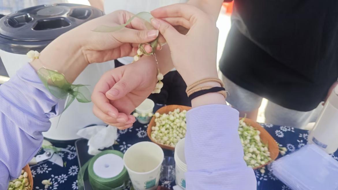 08C0E01C360554E86AD532C1008E27E4