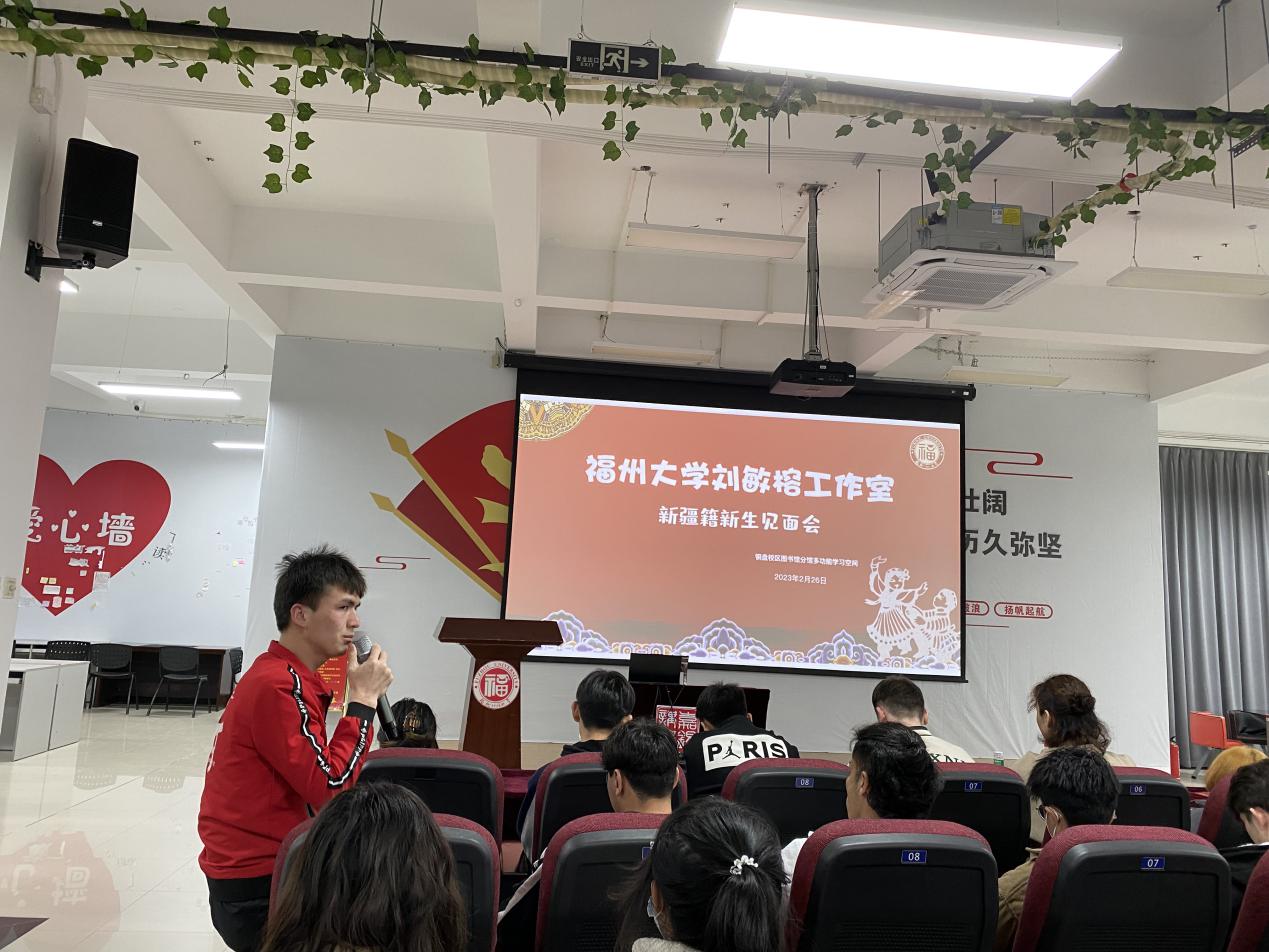 e03e29eaa1ead97ab9e0d35bd42b2ef