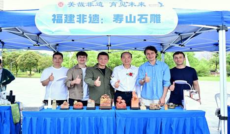 3a4f0309372daefe754f11edcf5da49b_